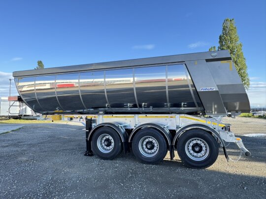 Tipper semi trailers